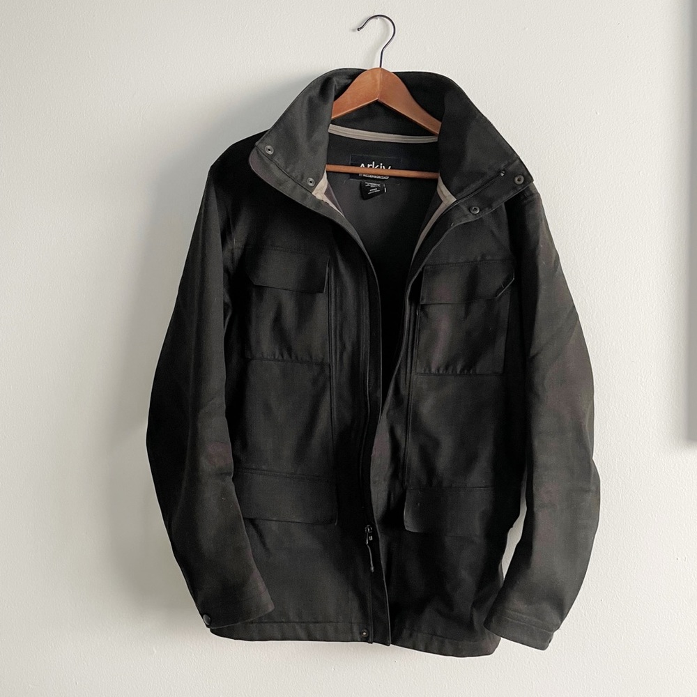 Arkiv by Mission Workshop Raincoat